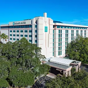 Otel Embassy By Hilton Usf Near Busch Gardens, Tampa